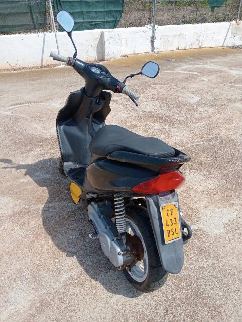 Vendo moto en muy buen estado , solo hay que cargar la bateria