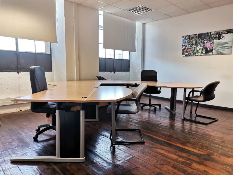 Oficina equipada Ceneco, Cornellà De Llobregat — 2/5