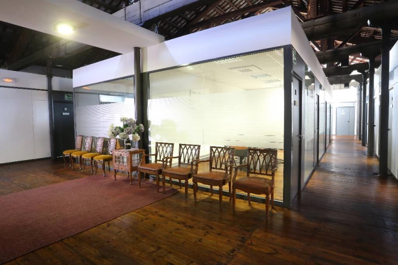 Sala de reunión mediana Ceneco, Cornellà De Llobregat — 3/5