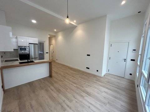 INSTALACION DE SUELOS DE MADERAS LAMINADOS VINILOS SPC