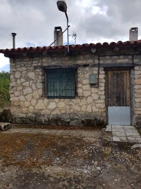 Cueba bodega con merendero a riba