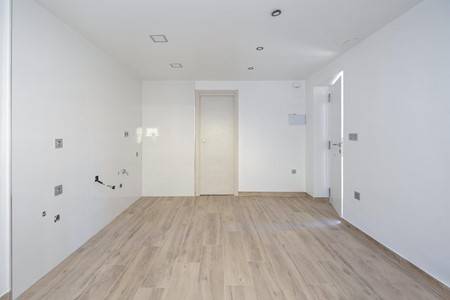 Instalacion de suelos de maderas laminados vinilos spc, Castilleja De La Cuesta — 4/15